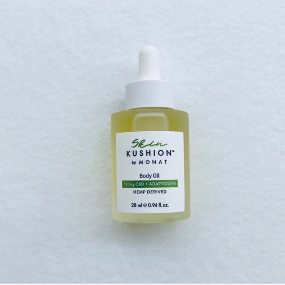 • MONAT Body Oil •
